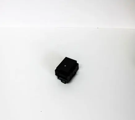 Volkswagen PASSAT B6 Ignition lock 3C0905843R
