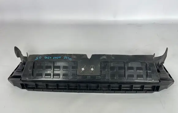 Mercedes-Benz Sprinter W907 W910 Intercooler air guide/duct channel A9075050200