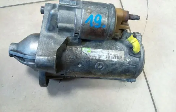 Volvo V60 Starter motor 30659478