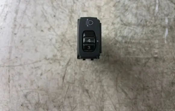 Mitsubishi Grandis Headlight level height control switch