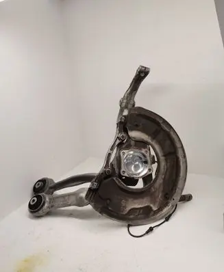 Mercedes-Benz S AMG W222 Front wheel hub 2222001