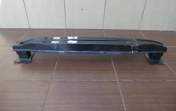 Volkswagen Golf VII Rear bumper cross member 5G0807305B