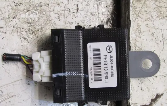Mazda CX-5 Gearbox control unit/module PE1B189R0J