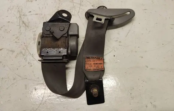 Subaru Impreza I Rear seatbelt TKAB0ES084 11996