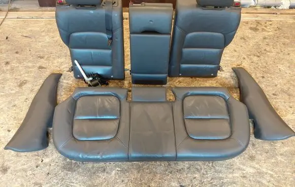 Volvo V70 Rear seat 