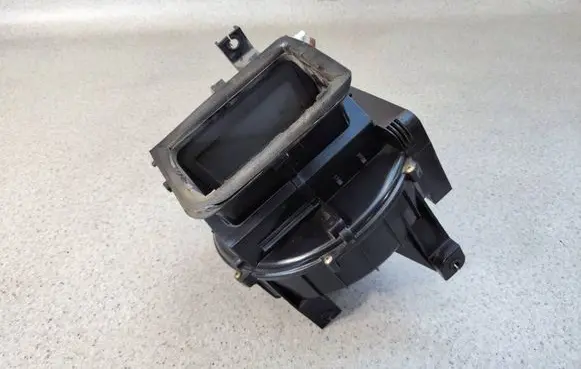 Opel Frontera B Heater fan/blower
