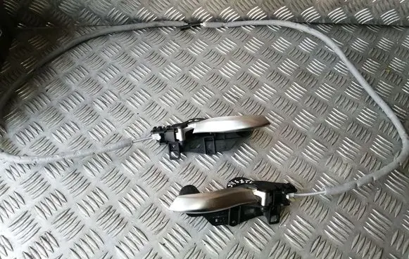 Rear door interior handle