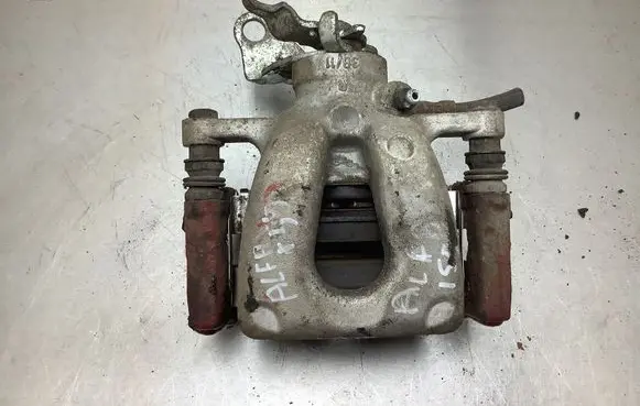 Alfa Romeo 159 Rear brake caliper