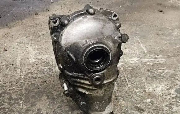 BMW 3 E92 E93 Front differential 7533433