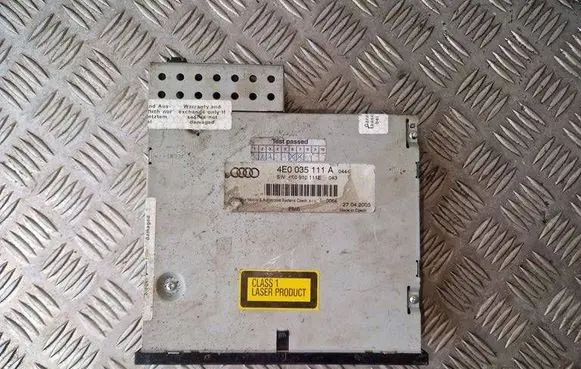 Audi A6 S6 C6 4F CD/DVD changer 4E0035111A 4E0910111E
