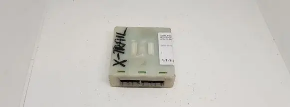 Nissan X-Trail T30 Other control units/modules 285508H705