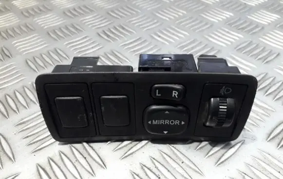 Toyota Avensis T250 Wing mirror switch 777663 TOYOTA777663