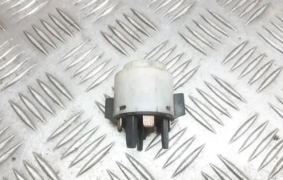 Audi A6 S6 C5 4B Ignition lock contact 4B0905849