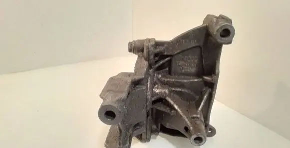 Volkswagen Multivan T5 Engine mounting bracket 070199343B 21125A231