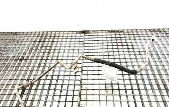 Ford Focus Air conditioning (A/C) pipe/hose 