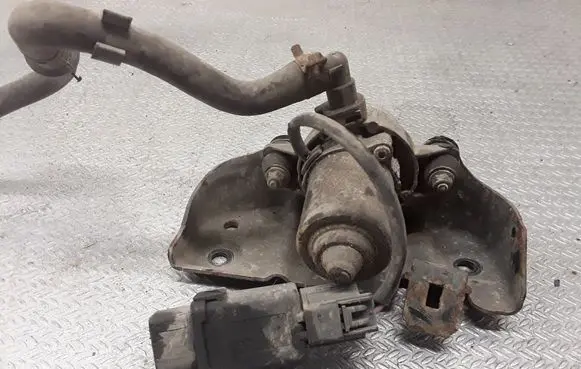 Chevrolet Cruze Vacuum pump 13311769