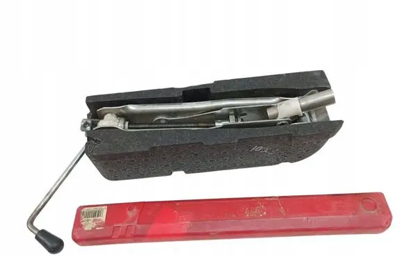 Audi A2 Lift Jack 8Z0011031A