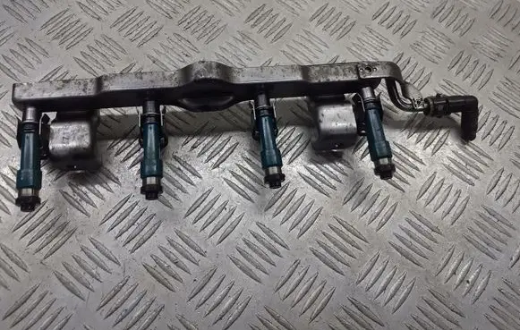 Mazda 2 Fuel main line pipe