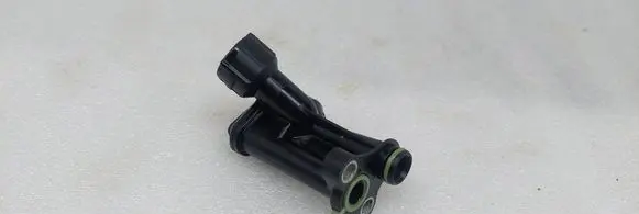 Audi Q5 SQ5 FY Vacuum line/pipe/hose 06N133750