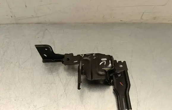Peugeot 2008 II Radiator mount bracket 9837580780