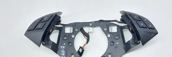 BMW 5 E60 E61 Steering wheel buttons/switches 6983283 6983284
