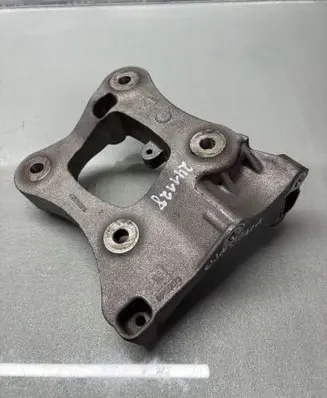Opel Insignia B A/C compressor mount bracket 55588573
