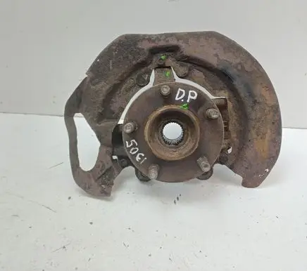 Mazda 5 Front wheel hub