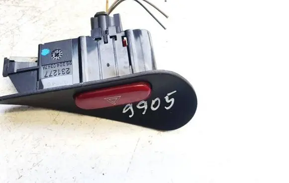 Peugeot 406 Hazard light switch 963040347a
