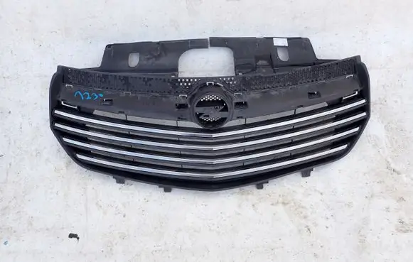 Opel Vivaro Front bumper upper radiator grill 623105615R
