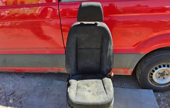 Mercedes-Benz Sprinter W906 Front driver seat