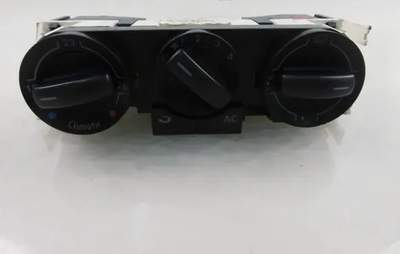 Volkswagen Polo IV 9N3 Interior fan control switch 6Q0820045G