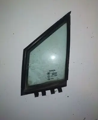 Toyota Corolla Verso E121 Front door vent window glass four-door 