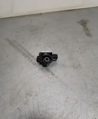 Mitsubishi Outlander Airbag deployment crash/impact sensor 8651A165