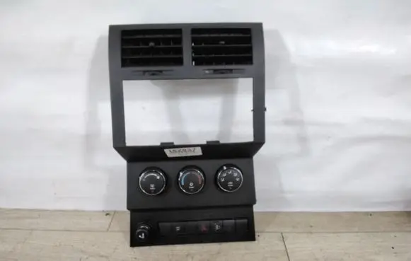Dodge Nitro Climate control unit