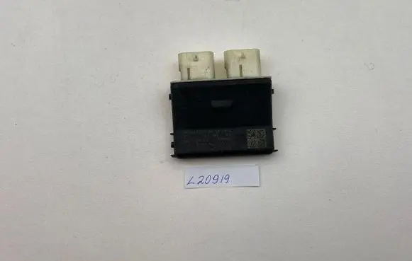 Audi A4 S4 B9 8W Tailgate/trunk control unit/module 3G0962243C 32839400