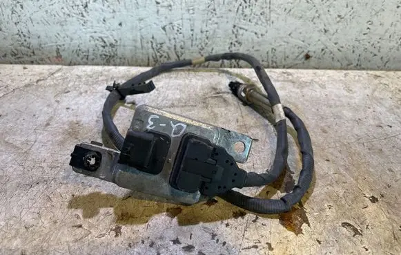 Audi Q3 8U Lambda probe sensor 04L907805 020034 1609232028
