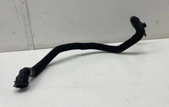 BMW 5 G30 G31 Engine coolant pipe/hose 9427985