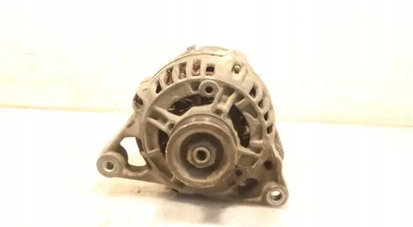 Audi A4 S4 B5 8D Generator/alternator 0123310022