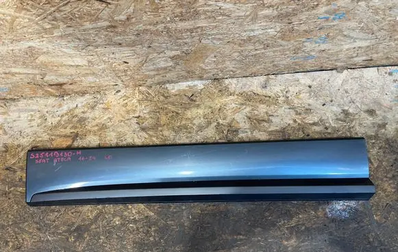 Cupra Ateca Front door trim (molding) 575854939G S2511B130-M