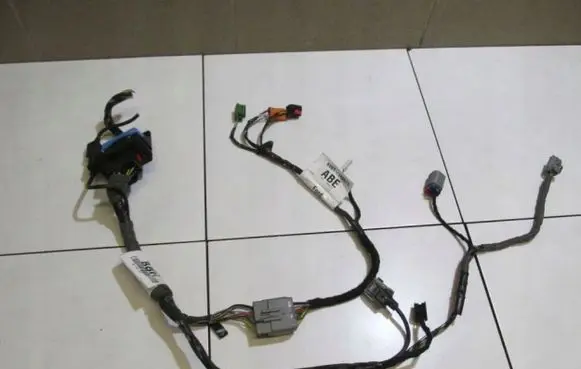 Ford C-MAX II EUR ISO radio connector BV6T15K857BBH