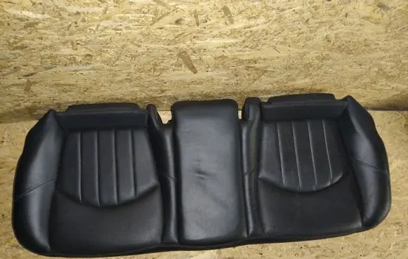 Mercedes-Benz E AMG W211 Rear seat A2119201950