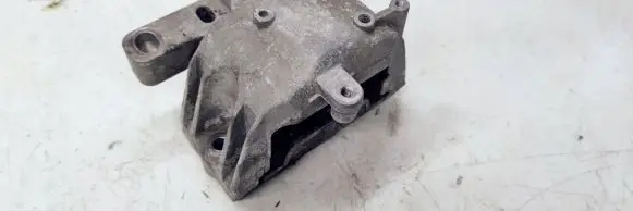 Audi A3 S3 8P Engine mount bracket 1K0199262AC