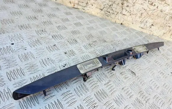 Audi A8 S8 D3 4E Trunk door license plate light bar 4E0827576