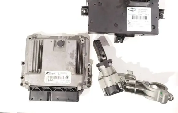 Iveco Daily 5th gen Engine ECU kit and lock set 5801639043 Y503440590112 5801352711