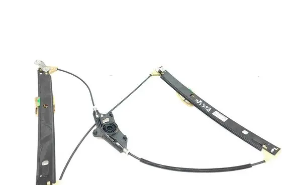 Front window lifting mechanism without motor
