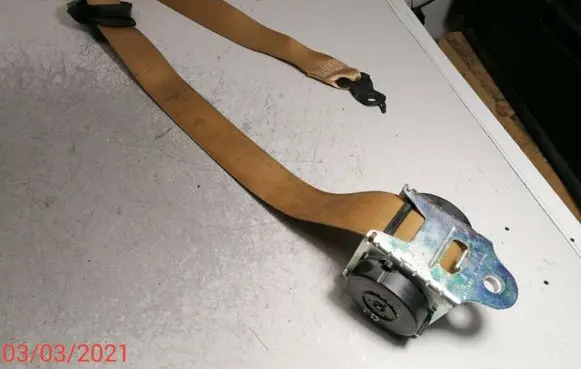 Mercedes-Benz GL X164 Front seatbelt A2518607285