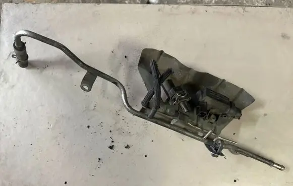 Lexus IS 220D-250-350 Vacuum valve 258190R011