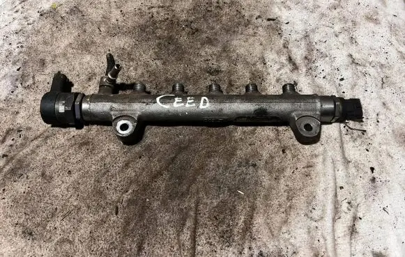 KIA Ceed Fuel main line pipe 0445214111 004961L2