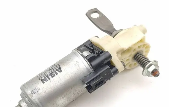Lexus IS 220D-250-350 Seat adjustment motor 8582033020 1620006861