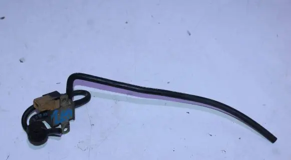 Alfa Romeo GTV Turbo solenoid valve 72148300 96T184
